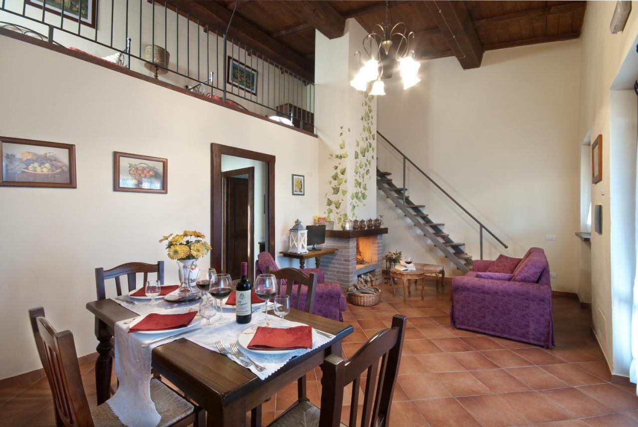 Tenuta Di Forte Sorgnano Gualdo Cattaneo Szoba fotó