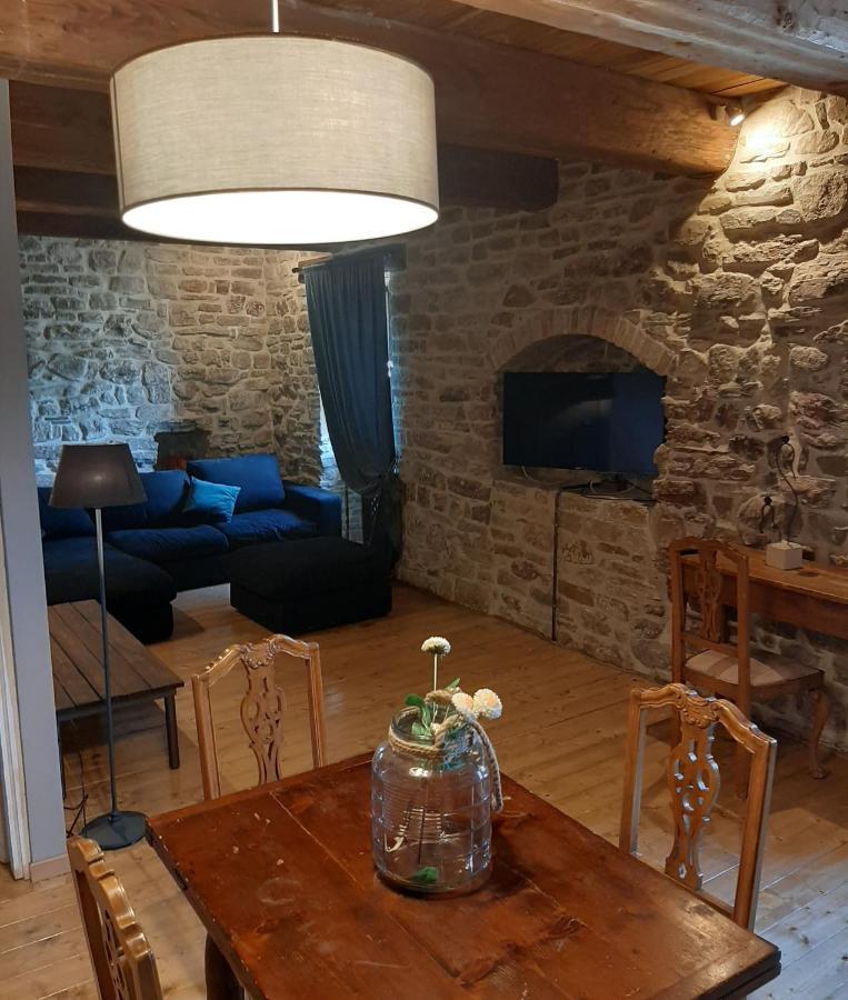 Tenuta Di Forte Sorgnano Gualdo Cattaneo Kültér fotó
