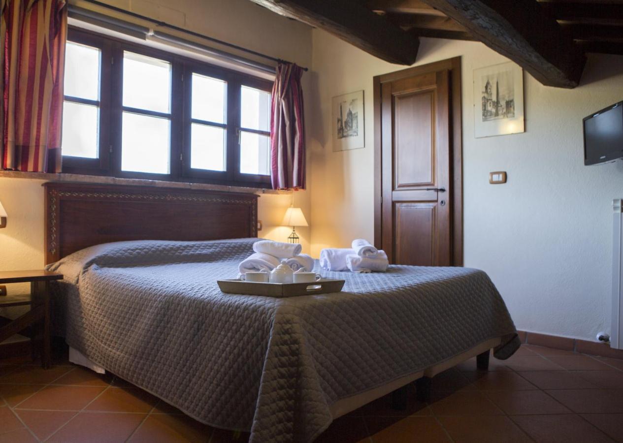 Tenuta Di Forte Sorgnano Gualdo Cattaneo Kültér fotó